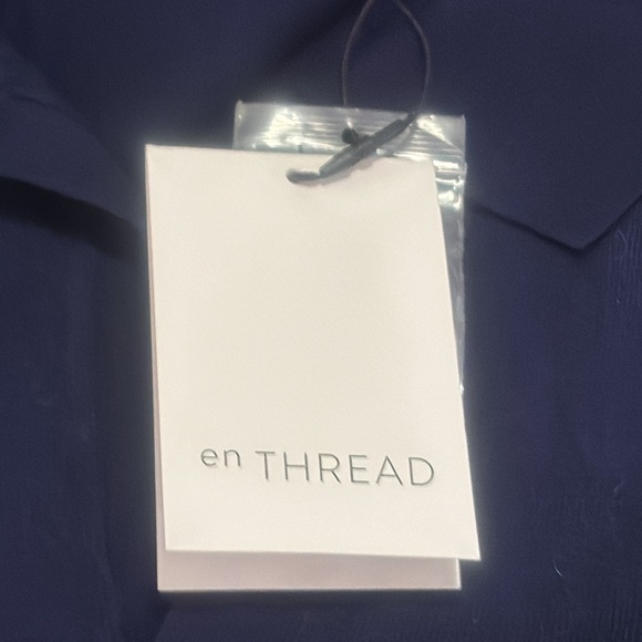 NWT navy en Thread light collared v neck sweater size large - Picture 4 of 7